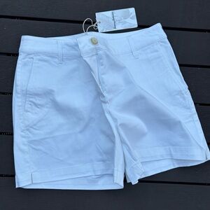 New with tags Tommy Bahama women’s shorts size 6